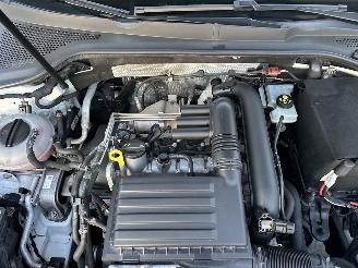 Volkswagen Golf 1.2 TSI 105pk 6-bak Highl 5drs - pano - nap - xenon - massage - navi - stoelverw - half leer - bearlock picture 85