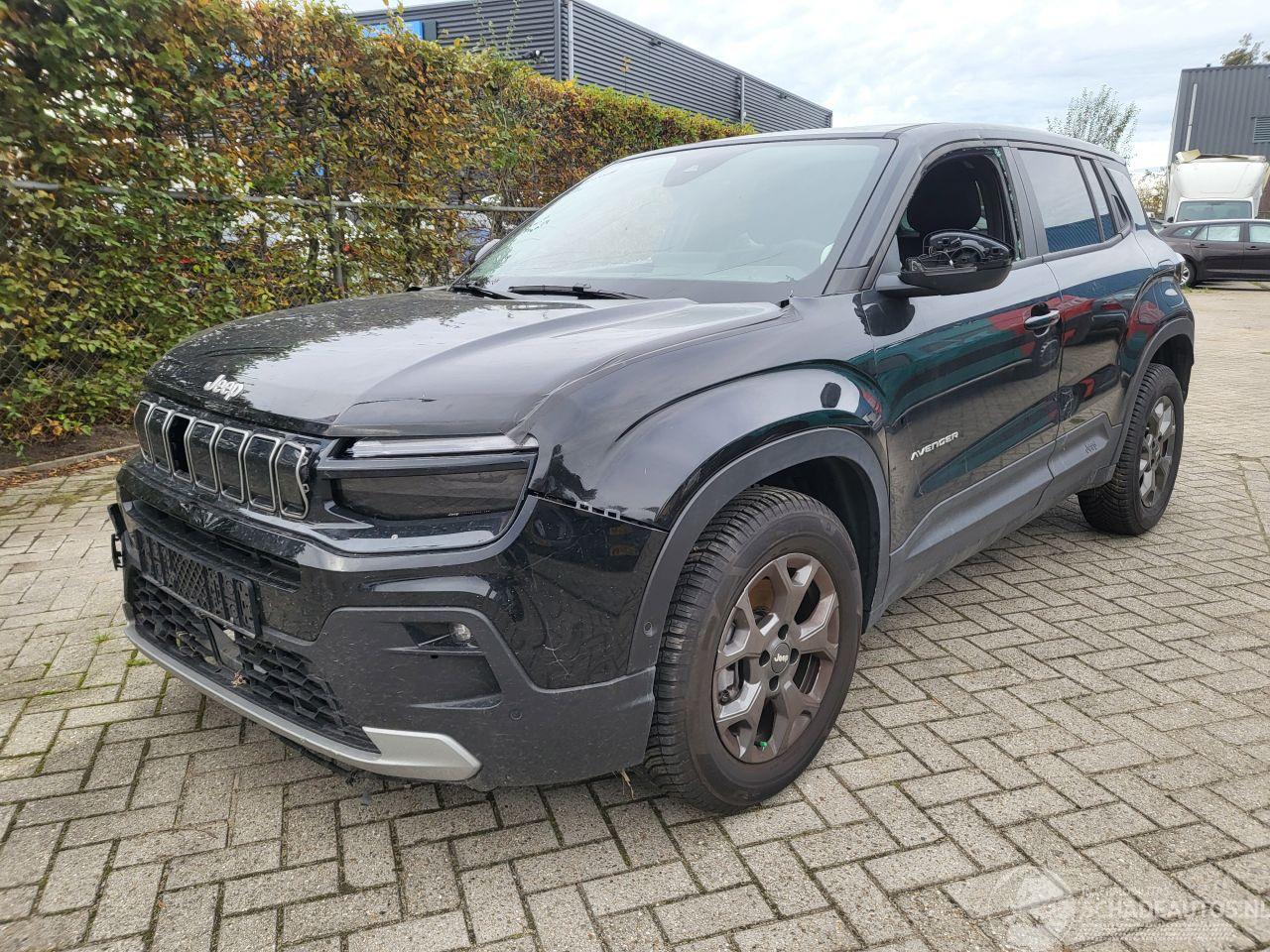 Jeep Avenger Jeep AVENGER Summit 54 kWh raqnge 400 KM NWprijs €44000