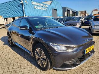 Coche accidentado Kia EV6 Kia EV6 Plus 77.4 kWh RIJDBAAR range 530km nwpr €52000 1e eigenaar 2021/12