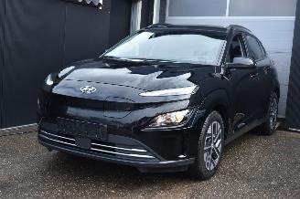 Unfallwagen Hyundai Kona 39Kwh Comfort 136Pk *Navi/Clima/Camera/Stoelverwarming 2022/8