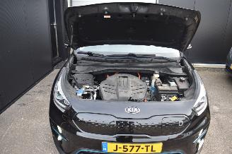 Kia Niro 64Kwh Executive line 204Pk SOH 100% 3FASE *Navi/Clima/Camera/Leder/Stoelverwarming picture 17