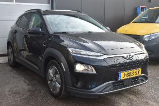 Hyundai Kona 64Kwh EV Fashion 204Pk SOH 100% 3Fase *Navi/Clima/Camera/Schuifdak picture 2