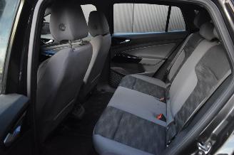 Volkswagen ID.4 77Kwh Life 204Pk 3FASE *Navi/Clima/Stoelverwarming picture 6