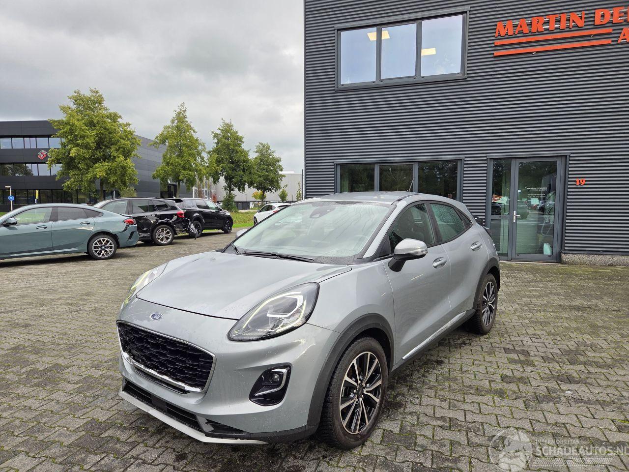 Ford Puma 92kw HYBR / TITANIUM
