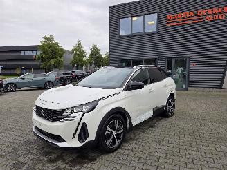 Schadeauto Peugeot 3008 AUTOMAAT / GT-LINE / PANO / CAMERA/ NAVI 2021/11