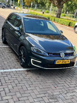 Coche accidentado Volkswagen Golf 1.4 TSi GTE 2015/12