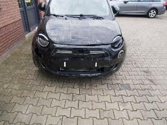 Fiat 500E ICON CABRIO picture 6