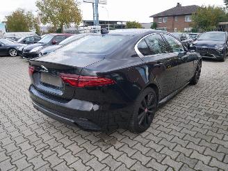 Jaguar XF R DYNAMIC MOTORSCHADE picture 4