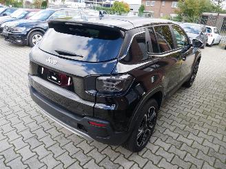 Jeep Avenger SUMMIT ELECTRIC picture 3