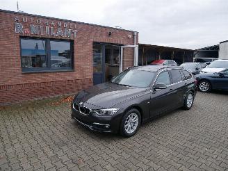 BMW 3-serie 320 D LUXURY X-DRIVE PANORAMADAK LEER LED picture 1