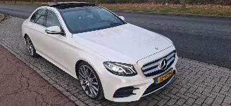 Mercedes E-klasse E200 Aut. AMG-LINE  AmbientLight  HalfLeer Navi Pano/SchuifDak StoelVerwarming NL-AUTO Schadevrij picture 3
