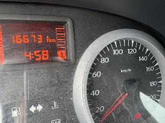 Dacia Duster 1.6 Laureate 2 wd picture 6