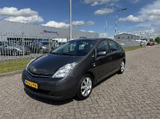 dommages Toyota Prius 1.5 VVT-i Hybride Clima