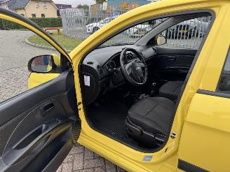 Kia Picanto 1.0 46kw AIRCO picture 10