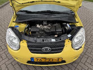 Kia Picanto 1.0 46kw AIRCO picture 9