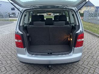 Volkswagen Touran 1.6 75kw 7-PERSOONS picture 15