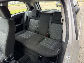 Ford Fiesta 1.3  Style picture 11