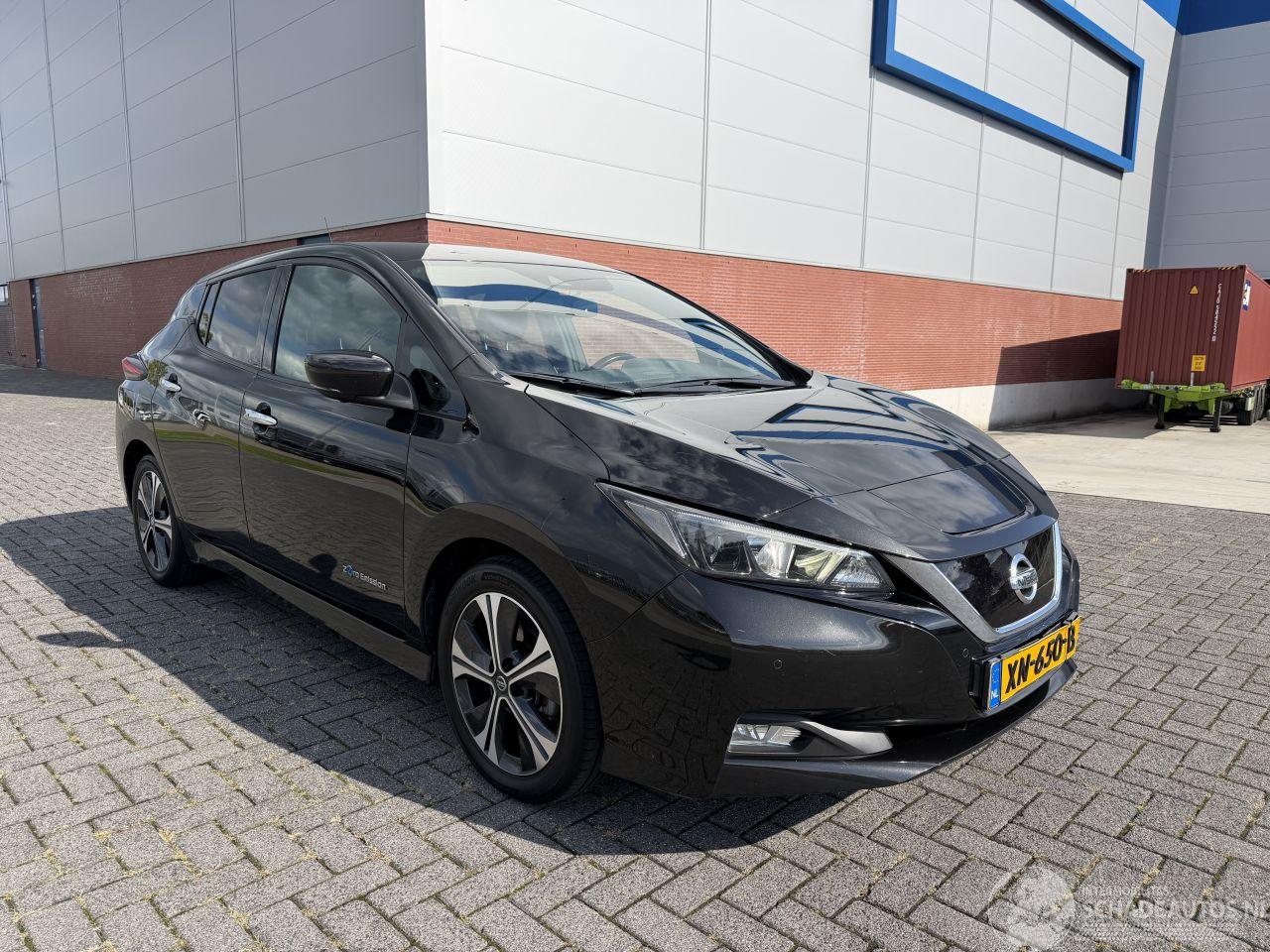 Nissan Leaf N-Connecta 40kWh Clima - Navi