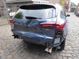 Ford Focus Turnier Active X picture 6