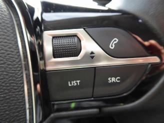 Peugeot 5008 Allure picture 13