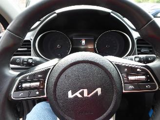 Kia Ceed  picture 15