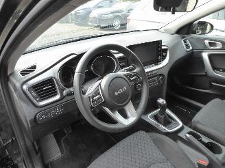 Kia Ceed  picture 12