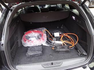 Peugeot 308 SW Hybrid GT picture 32