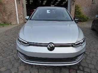 Volkswagen Golf VIII Lim. Life eTSI picture 3