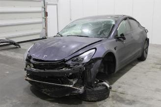 skadebil auto Tesla Model 3  2022/9