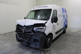 Vaurioauto  passenger cars Renault Master  2023/6