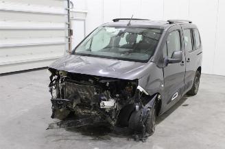 krockskadad bil auto Citroën Berlingo  2019/1