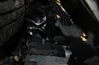 BMW i4  picture 21