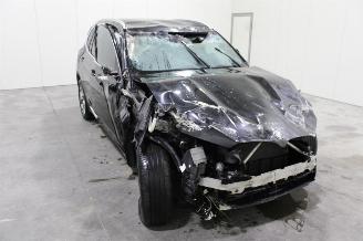 BMW X3  picture 2