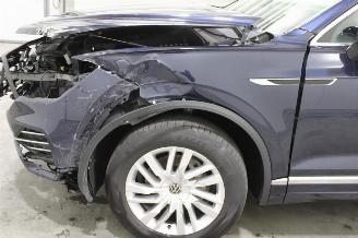 Volkswagen Touareg  picture 5