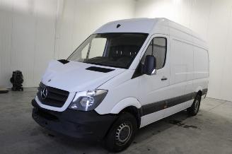 Schadeauto Mercedes Sprinter  2014/10