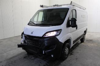 uszkodzony samochody osobowe Peugeot Boxer  2023/9