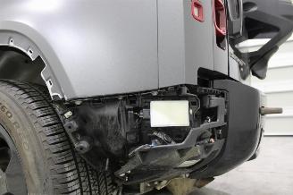 Land Rover Defender  picture 6