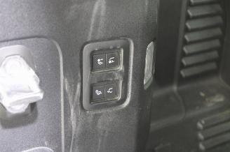 Land Rover Defender  picture 20