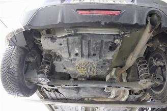 Peugeot 208  picture 16