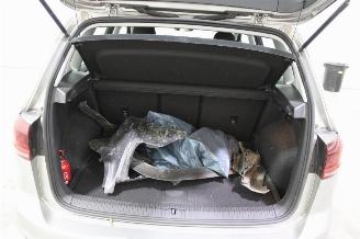 Volkswagen Golf  picture 21