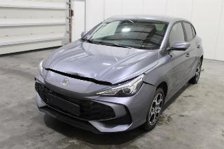 krockskadad bil auto MG 3 MG 2024/6