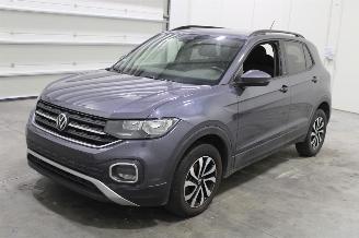 uszkodzony samochody osobowe Volkswagen T-Cross  2022/8