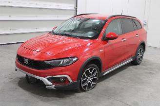 Vaurioauto  passenger cars Fiat Tipo  2023/7