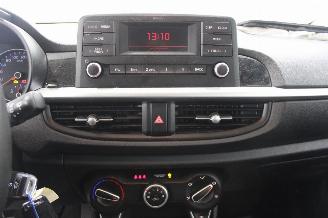 Kia Picanto  picture 14