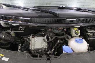 Volkswagen Transporter T6 picture 13