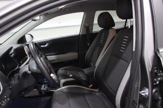 Kia Stonic  picture 11