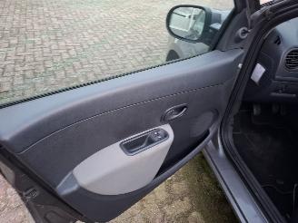 Renault Clio clio 1.2 tce GEEn SCHADE TOP auto  airco navi 112000km 5drs NAP picture 10