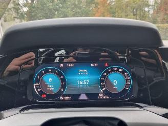 Volkswagen Golf 1.0 TSI 110pk Life picture 16