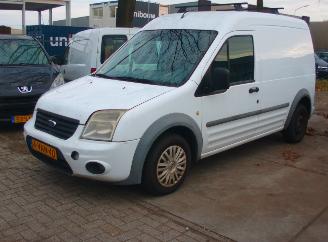 Vaurioauto  passenger cars Ford Transit Connect  2011/4