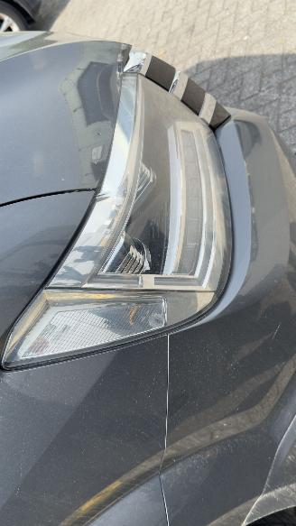 Volkswagen Crafter 2.0 TDI DSG AUTOMAAT LED ZEER NETTE AUTO picture 6